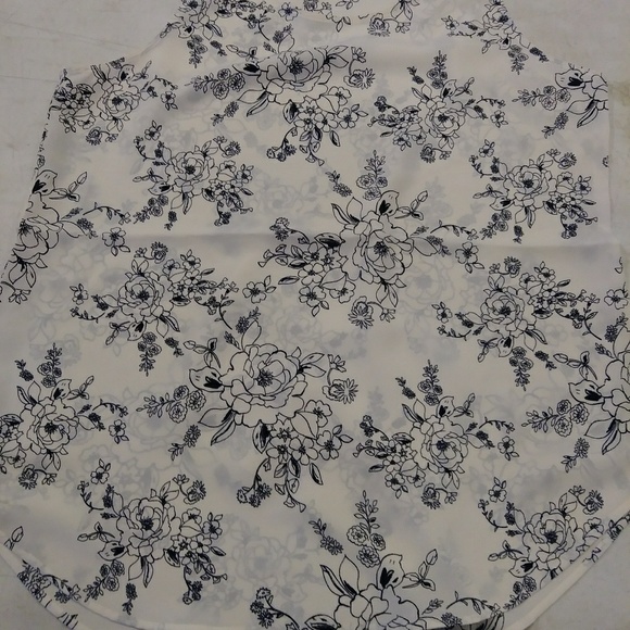 Van Heusen ladies top - Picture 1 of 1